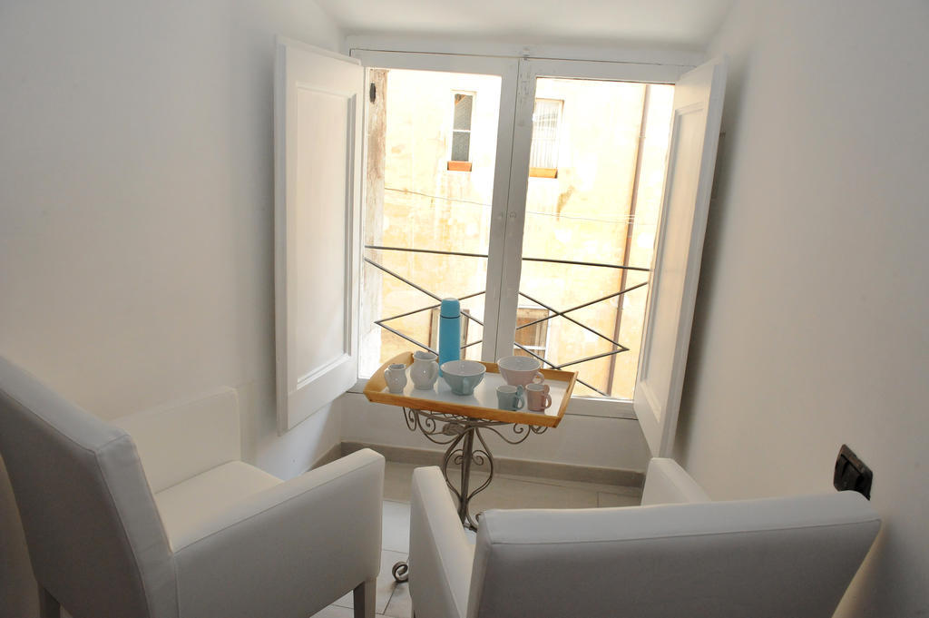 Flowers Apartments Rome Ruang foto